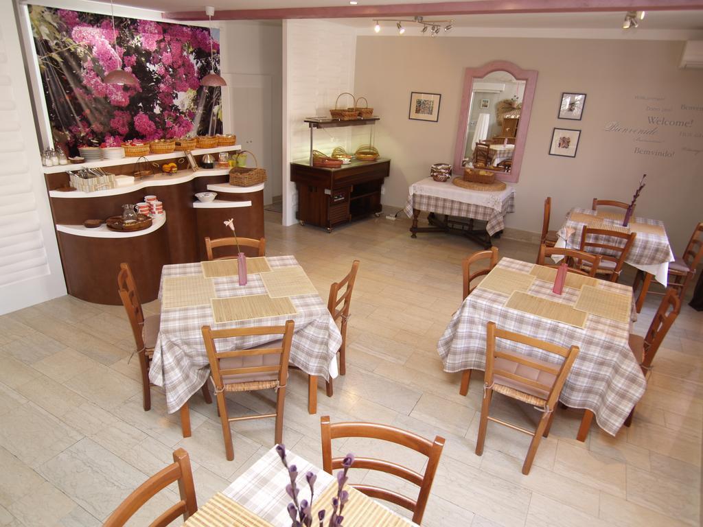 Bed&Breakfast Saturn Veli Lošinj Extérieur photo