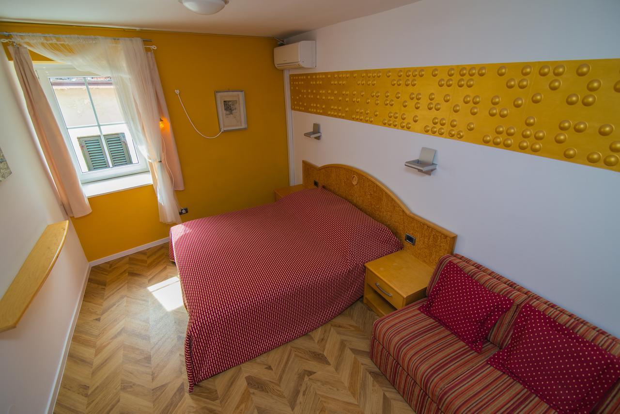 Bed&Breakfast Saturn Veli Lošinj Extérieur photo