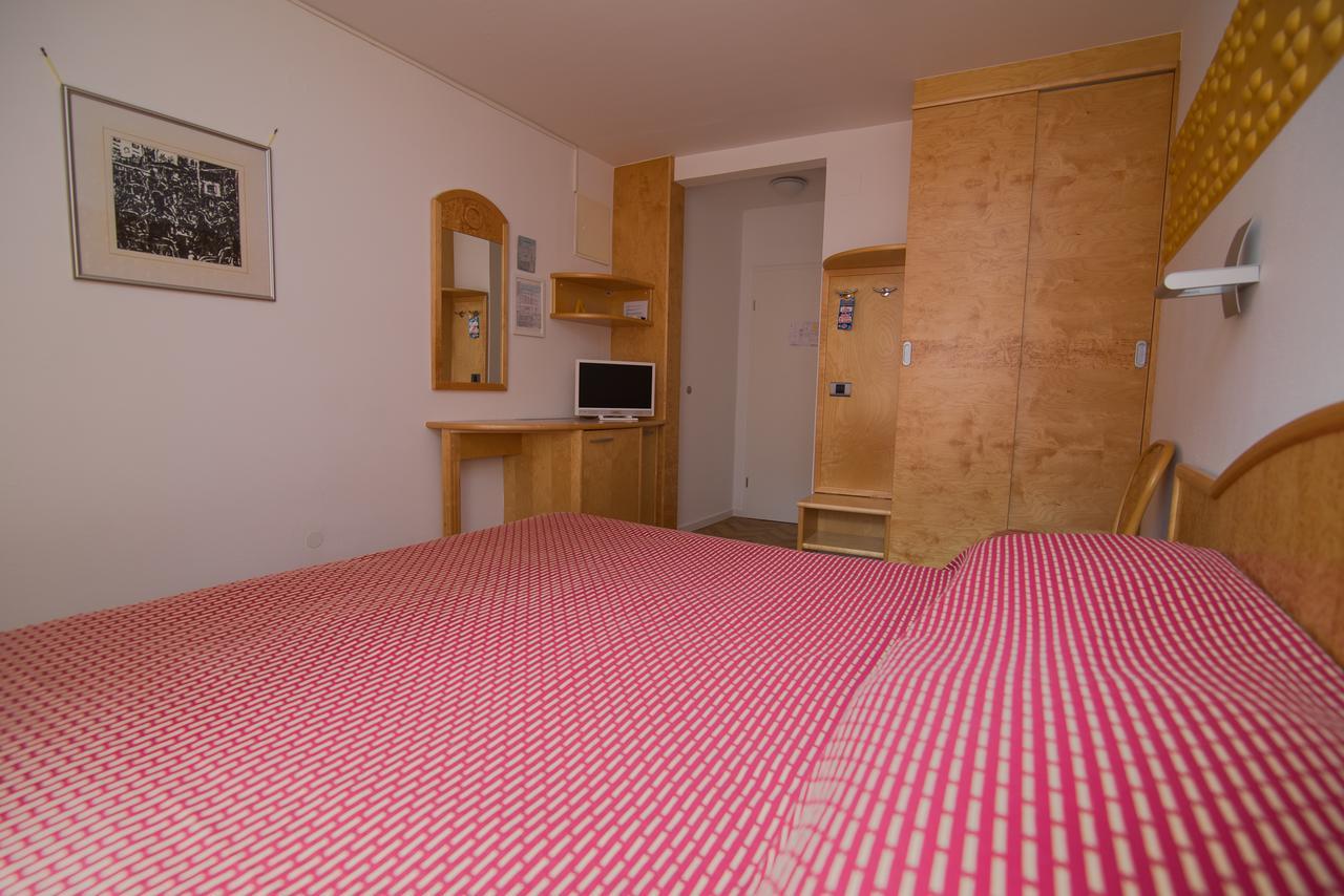 Bed&Breakfast Saturn Veli Lošinj Extérieur photo