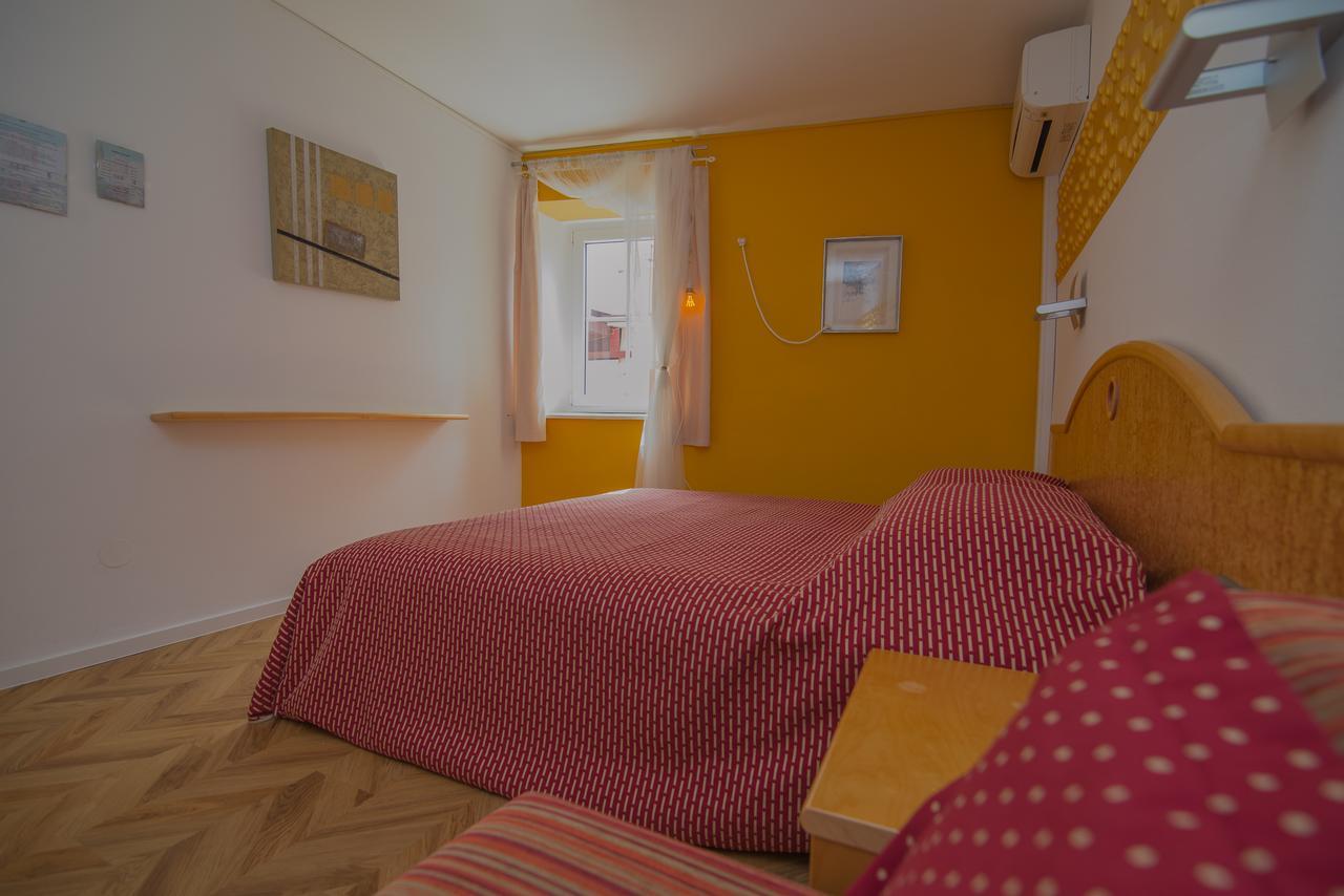 Bed&Breakfast Saturn Veli Lošinj Extérieur photo